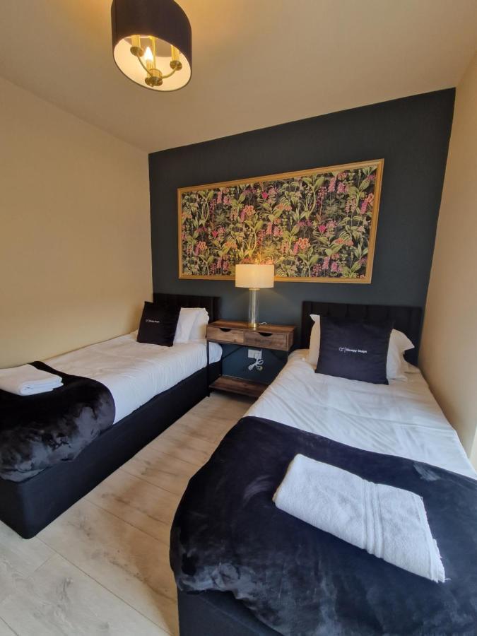 3 Bedroom Stylish Home Merthyr Merthyr Tydfil Bagian luar foto