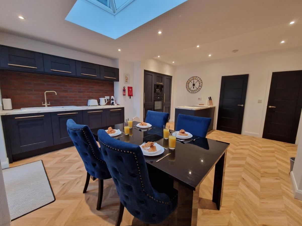 3 Bedroom Stylish Home Merthyr Merthyr Tydfil Bagian luar foto