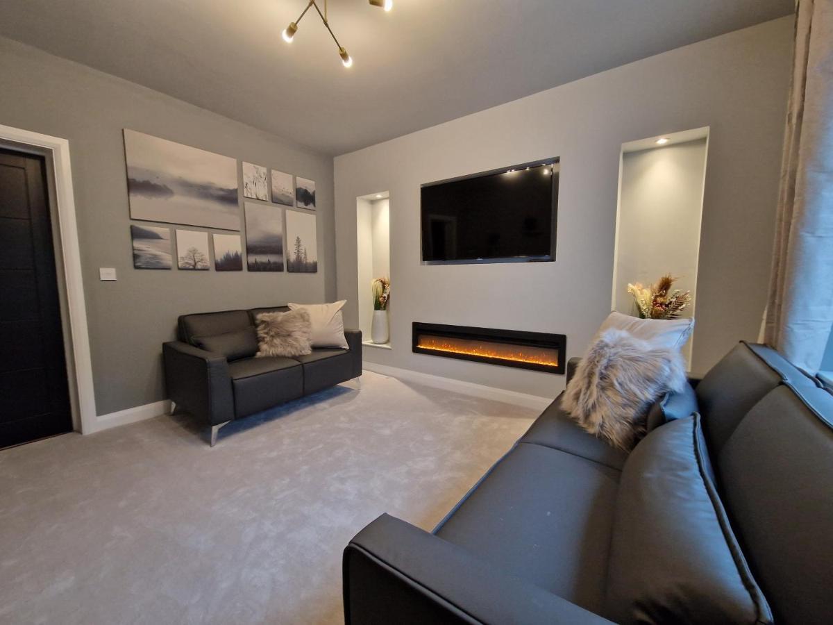3 Bedroom Stylish Home Merthyr Merthyr Tydfil Bagian luar foto